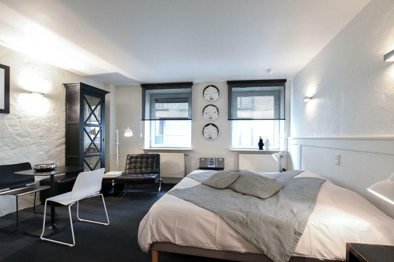 Отель Residentie De Laurier Кнокке-Хейст Экстерьер фото